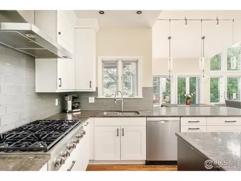 1323 Swallow Ct, Boulder, CO 80303 photo 4
