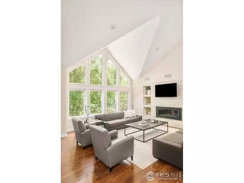 1323 Swallow Ct, Boulder, CO 80303 photo 10