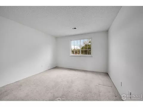 1263 Meadow St, Longmont, CO 80501 photo 17