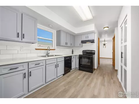 3233 Baldwin Ave, Evans, CO 80620 photo 6