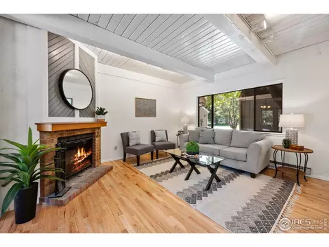 1220 Solstice Ln, Fort Collins, CO 80525