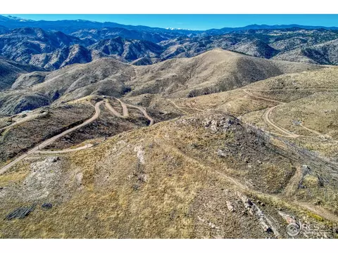 112 Rabbit Ears Ct, Livermore, CO 80536