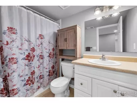 5966 Scenic Ave, Longmont, CO 80504 photo 17