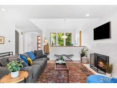 3675 Roundtree Ct, Boulder, CO 80304 photo 2