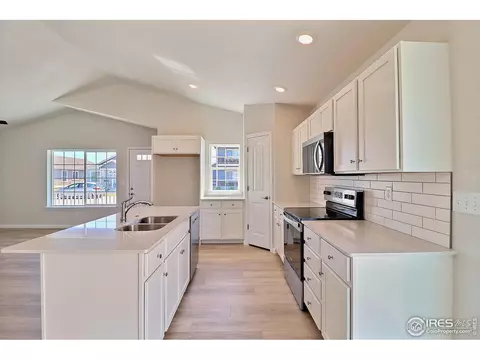 Kitchen - 4315 Primrose Ln, Evans, CO 80620 photo 5 of 6
