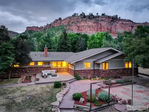31820 S Saint Vrain Dr, Lyons, CO 80540 photo 2