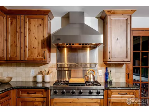31820 S Saint Vrain Dr, Lyons, CO 80540 photo 14