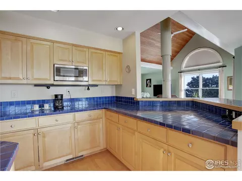 Kitchen - 8400 Middle Fork Rd, Boulder, CO 80302 photo 2 of 3