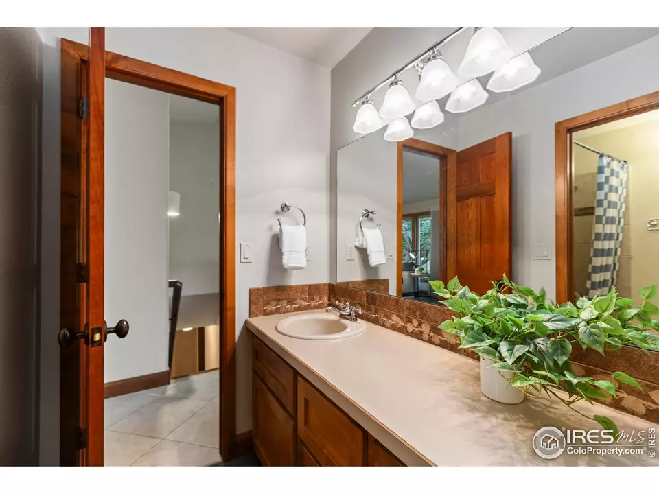 Bath - 2305 Turnberry Rd, Fort Collins, CO 80524 photo 4 of 5