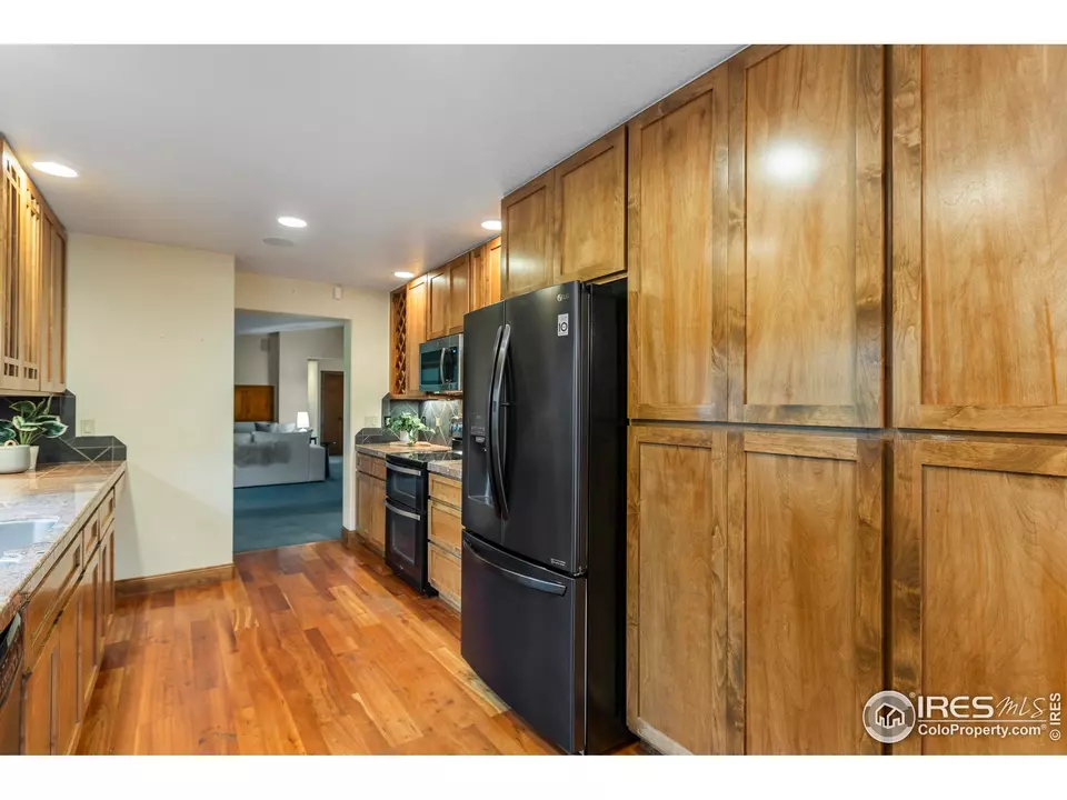Kitchen - 2305 Turnberry Rd, Fort Collins, CO 80524 photo 2 of 4