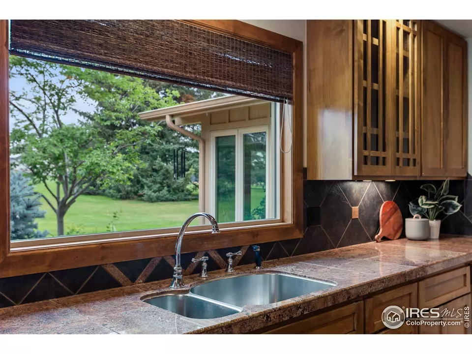 Kitchen - 2305 Turnberry Rd, Fort Collins, CO 80524 photo 4 of 4