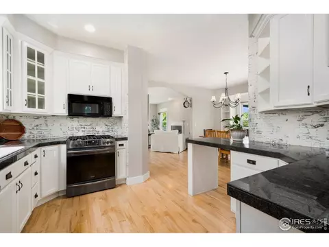 1121 Crescent Dr, Windsor, CO 80550 photo 12