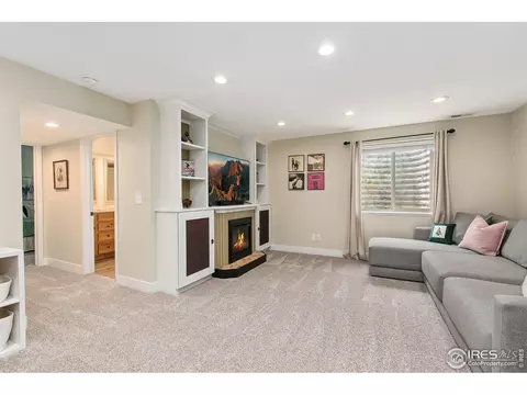438 Beartooth Ct, Windsor, CO 80550 photo 10