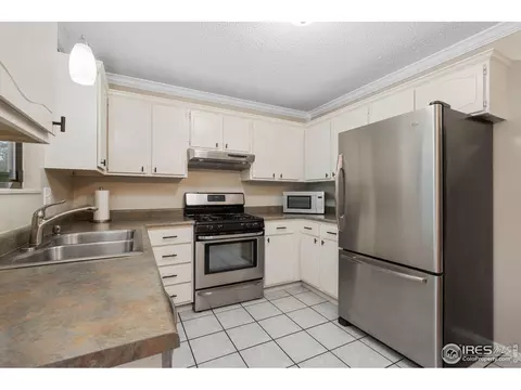 1609 39th St, Evans, CO 80620 photo 6