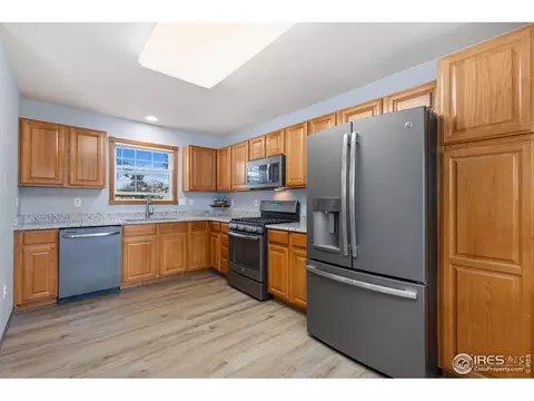 305 E Colorado Ave, Berthoud, CO 80513 photo 17