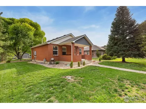 305 E Colorado Ave, Berthoud, CO 80513 photo 2