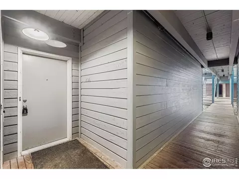 Entry Way - 1596 Bradley Dr, Boulder, CO 80305 photo 2 of 2