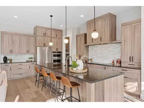 927 William Way, Berthoud, CO 80513