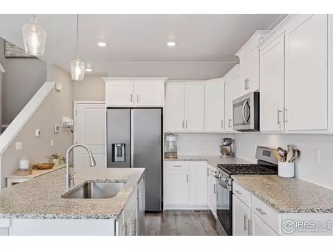 21823 E 8th Ave, Aurora, CO 80018 photo 4