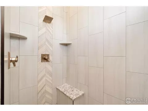 Bath - 524 Nesting Eagles Way, Berthoud, CO 80513 photo 4 of 7