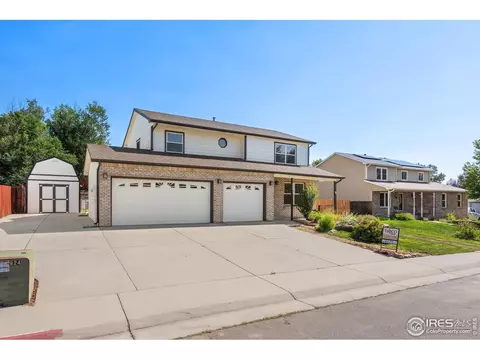 560 S 9th St, Berthoud, CO 80513 photo 2