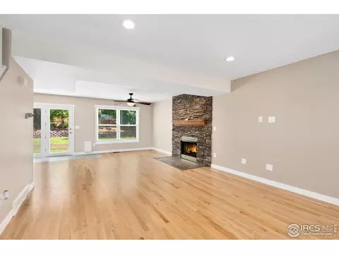560 S 9th St, Berthoud, CO 80513 photo 4