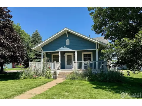 305 E Chase St, Haxtun, CO 80731 photo 2