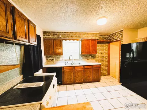 305 E Chase St, Haxtun, CO 80731 photo 27