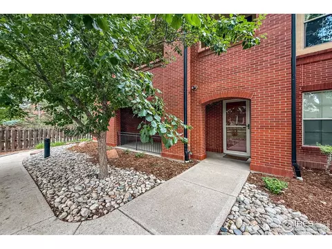 1379 Charles Dr #B-3, Longmont, CO 80503