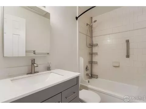 Bath - 3355 Talisman Ct #C, Boulder, CO 80301 photo 2 of 2