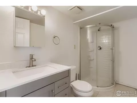 Bath - 3355 Talisman Ct #C, Boulder, CO 80301 photo 1 of 2