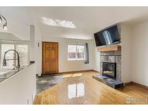 Living - 3355 Talisman Ct #C, Boulder, CO 80301 photo 4 of 5