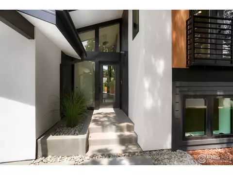 1743 Hawthorn Pl, Boulder, CO 80304 photo 3