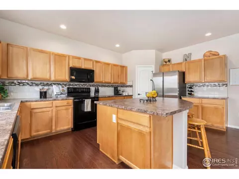 1018 Kendalbrook Dr, Windsor, CO 80550 photo 14