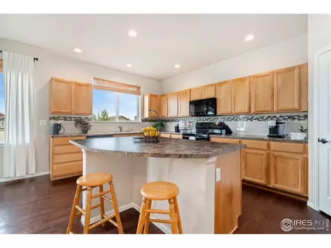 1018 Kendalbrook Dr, Windsor, CO 80550 photo 13