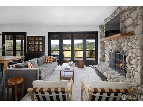 Living - 8558 Flagstaff Rd, Boulder, CO 80302 photo 3 of 5