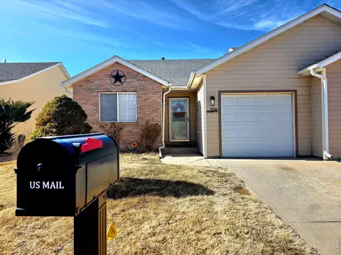 706 Daniels St, Brush, CO 80723