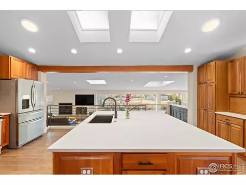 Kitchen - 819 Gapter Rd, Boulder, CO 80303 photo 1 of 4