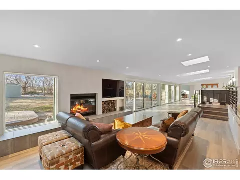 Living - 819 Gapter Rd, Boulder, CO 80303 photo 2 of 2