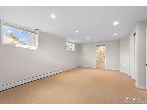 Bedroom - 819 Gapter Rd, Boulder, CO 80303 photo 6 of 7