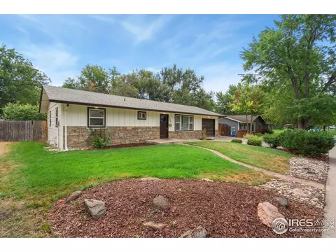 1040 Meadowbrook Dr, Fort Collins, CO 80521