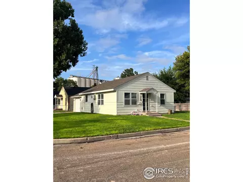 439 W Furry St, Holyoke, CO 80734