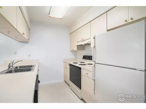 Kitchen - 1817 10th Ave, Greeley, CO 80631 photo 2 of 3