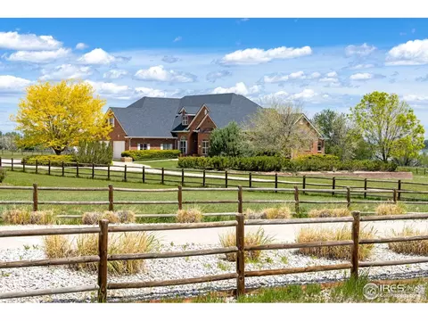 2366 Shoreside Dr, Berthoud, CO 80513 photo 2