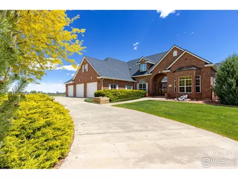 2366 Shoreside Dr, Berthoud, CO 80513