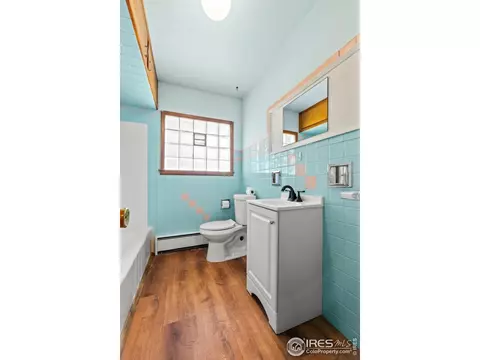 Bath - 642 Date Ave, Akron, CO 80720 photo 1 of 4
