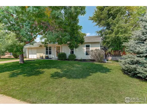 923 W Maple Ct, Louisville, CO 80027