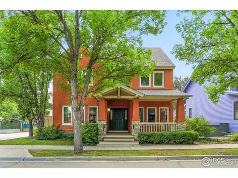 802 Neon Forest Cir, Longmont, CO 80504