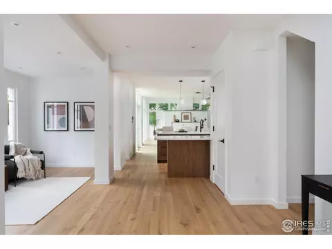 Entry Way - 934 Spruce St, Boulder, CO 80302 photo 2 of 3