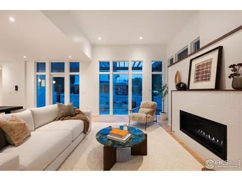 Living - 934 Spruce St, Boulder, CO 80302 photo 4 of 4